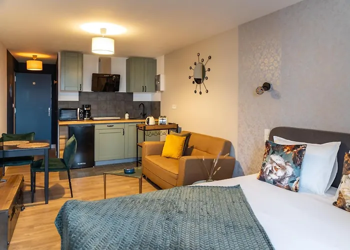 Escapade Place 11 N4 - Studio Dinan Centre