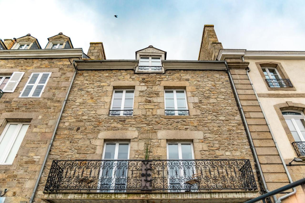 Escapade Place 11 N4 - Centre Appartement Dinan