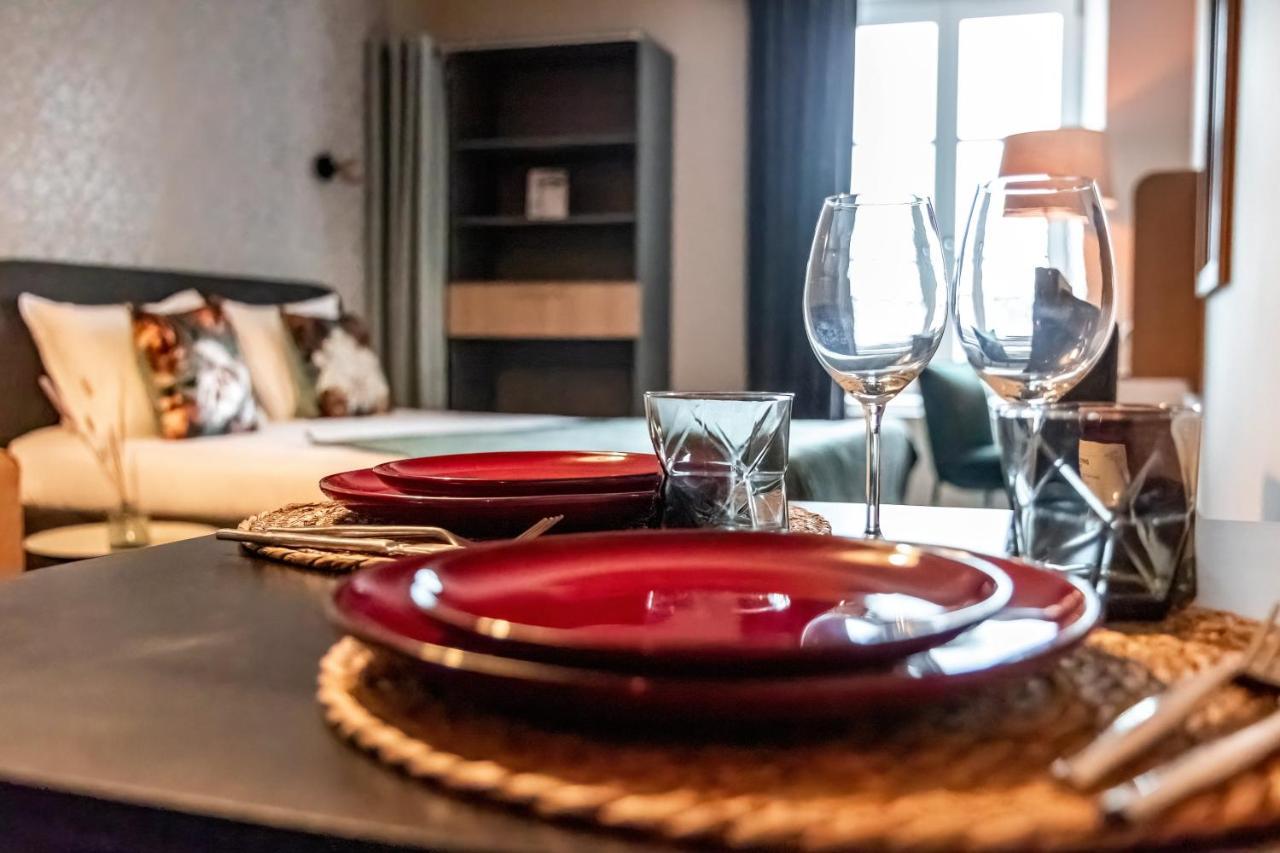Escapade Place 11 N4 - Centre Apartment Dinan